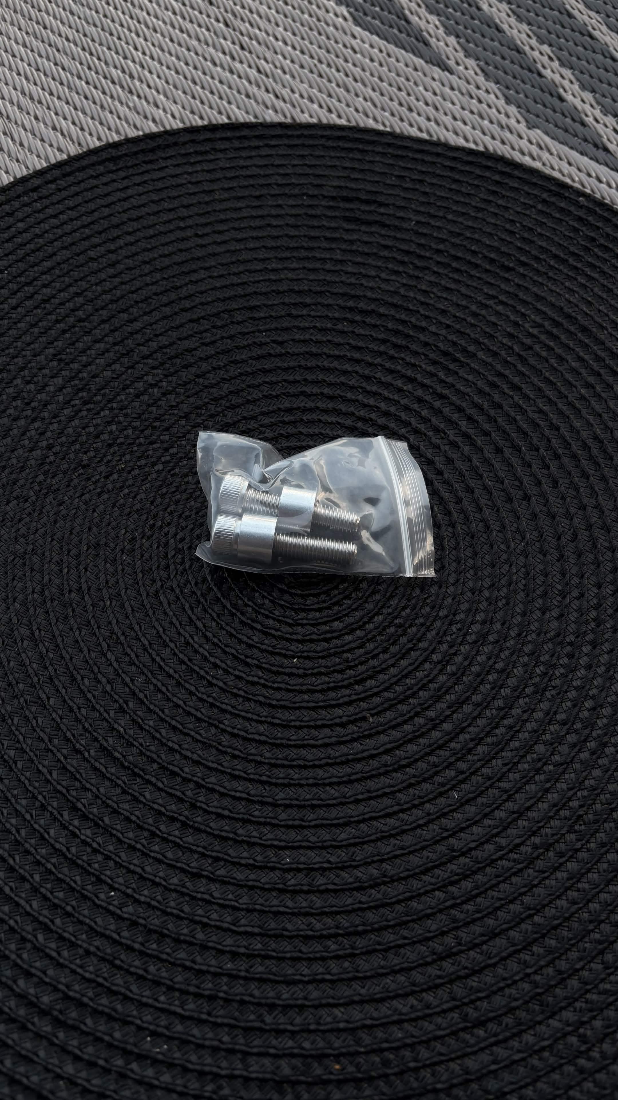 FxWorks Foot Lock Kit for Surron Light Bee X SILVER/BLACK