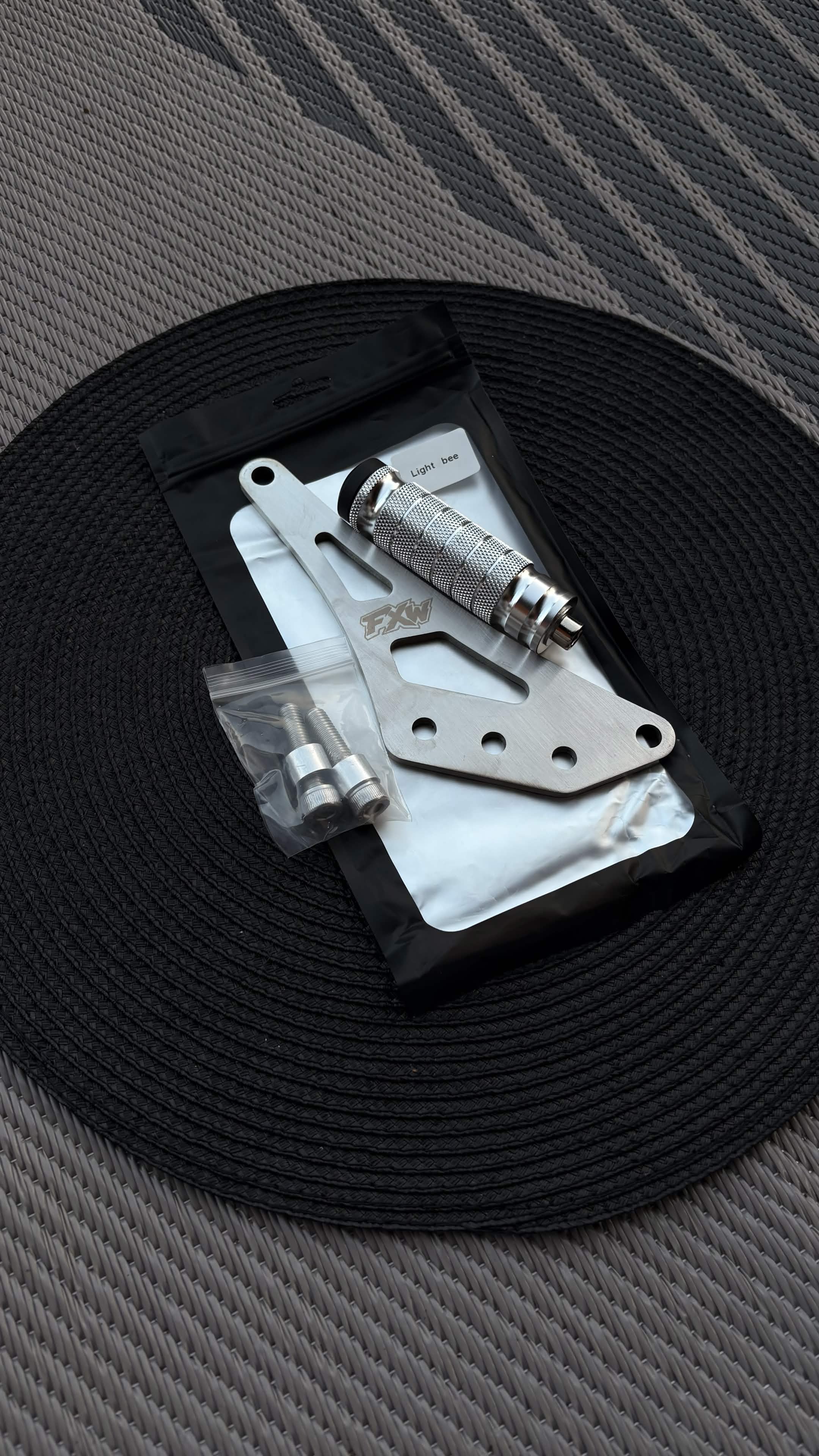 FxWorks Foot Lock Kit for Surron Light Bee X SILVER/BLACK
